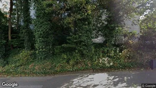 Apartments for rent in London E14 - Photo from Google Street View
