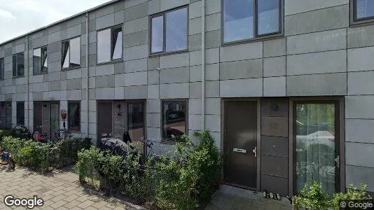 Apartments for rent in Amsterdam Oost-Watergraafsmeer - Photo from Google Street View