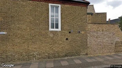 Apartments for rent in London SW17 - Photo from Google Street View