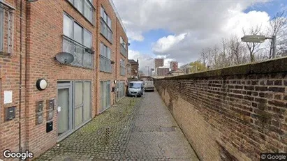 Apartments for rent in London E8 - Photo from Google Street View