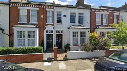 Apartments for rent in London SW15 - Photo from Google Street View