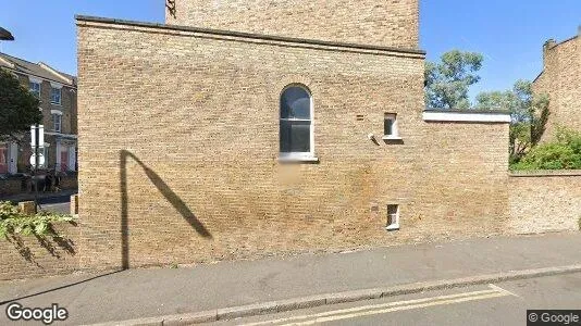 Apartments for rent in London E8 - Photo from Google Street View