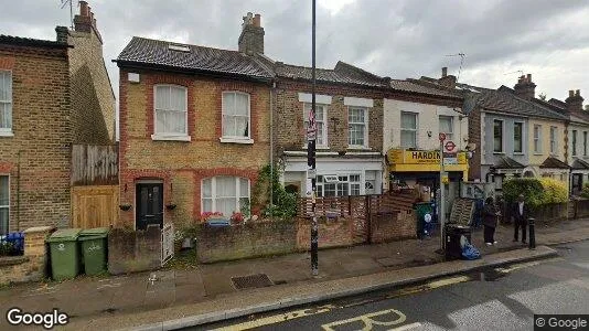 Apartments for rent in London SE15 - Photo from Google Street View