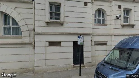 Apartments for rent in London W8 - Photo from Google Street View