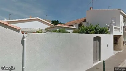 Apartments for rent in Les Sables-d'Olonne - Photo from Google Street View