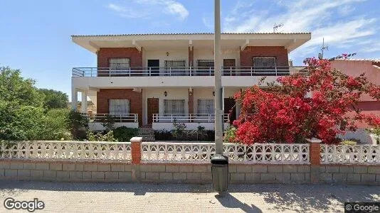 Apartments for rent in Cartagena - Photo from Google Street View