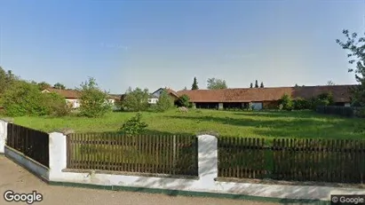 Apartments for rent in Großweikersdorf - Photo from Google Street View