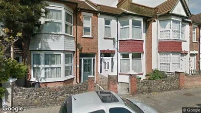 Apartments for rent in Westcliff-on-Sea - Essex - Photo from Google Street View