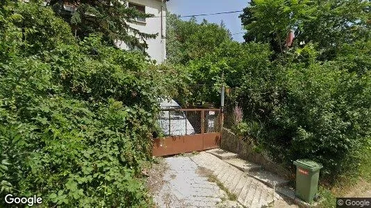 Apartments for rent in Budapest II. kerület - Photo from Google Street View