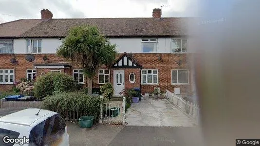Apartments for rent in New Malden - Surrey - Photo from Google Street View