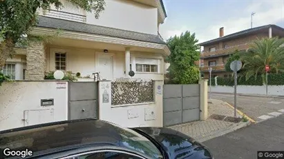 Apartments for rent in Boadilla del Monte - Photo from Google Street View
