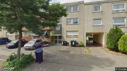 Apartments for rent in Duisburg - Photo from Google Street View Apartments for rent in Duisburg - Photo from Google Street View