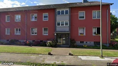 Apartments for rent in Duisburg - Photo from Google Street View Apartments for rent in Duisburg - Photo from Google Street View