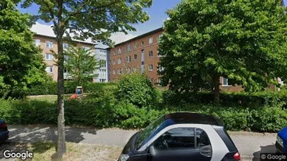 Apartments for rent in Hamburg Eimsbuttel - Photo from Google Street View Apartments for rent in Hamburg Eimsbuttel - Photo from Google Street View