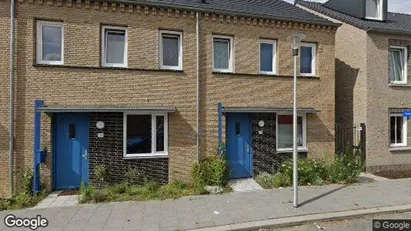 Apartments for rent in Eindhoven - Photo from Google Street View Apartments for rent in Eindhoven - Photo from Google Street View