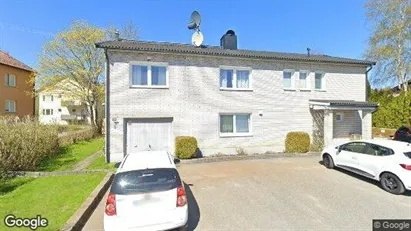 Apartments for rent in Tyresö - Photo from Google Street View Apartments for rent in Tyresö - Photo from Google Street View