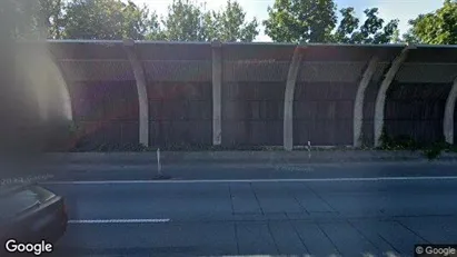 Apartments for rent in Duisburg - Photo from Google Street View Apartments for rent in Duisburg - Photo from Google Street View