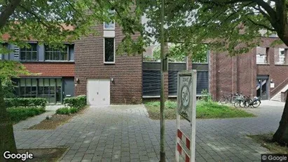 Apartments for rent in Tilburg - Photo from Google Street View Apartments for rent in Tilburg - Photo from Google Street View