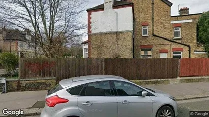 Apartments for rent in Croydon - Surrey - Photo from Google Street View