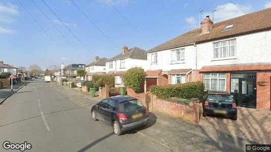 Apartments for rent in Sunbury-on-Thames - Middlesex - Photo from Google Street View