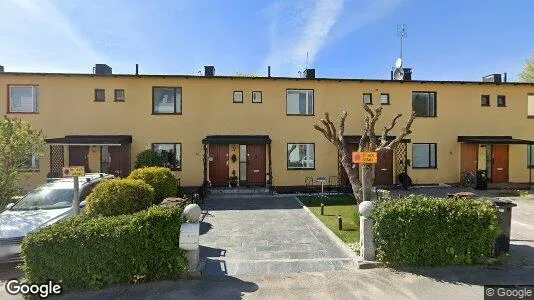 Apartments for rent in Stockholm West - Photo from Google Street View