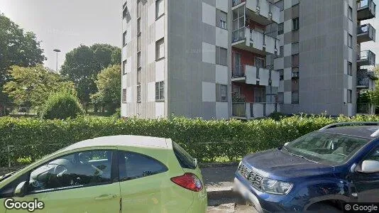 Rooms for rent in Milano Zona 8 - Fiera, Gallaratese, Quarto Oggiaro - Photo from Google Street View