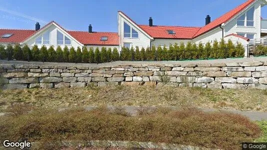 Apartments for rent in Fjell - Photo from Google Street View