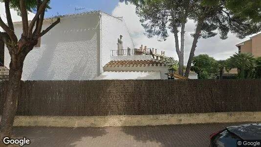 Apartments for rent in San Pascual - Photo from Google Street View