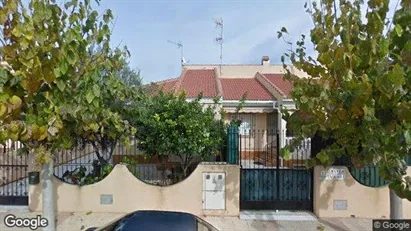 Apartments for rent in Cartagena - Photo from Google Street View