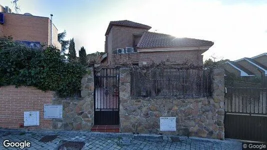 Apartments for rent in Madrid Moncloa-Aravaca - Photo from Google Street View