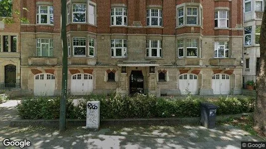 Apartments for rent in Brussels Schaarbeek - Photo from Google Street View