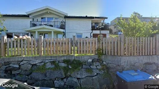 Apartments for rent in Oslo Nordstrand - Photo from Google Street View