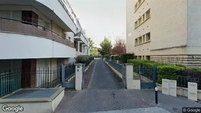 Apartments for rent in Évry - Photo from Google Street View