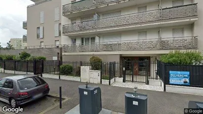 Apartments for rent in L'Haÿ-les-Roses - Photo from Google Street View