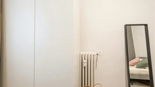 Rooms in Madrid Salamanca - photo 4