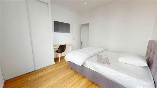 Rooms in Lyon - photo 2