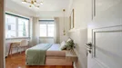 Room for rent, Lisbon (region), &lt;span class=&quot;blurred street&quot; onclick=&quot;ProcessAdRequest(13263903)&quot;&gt;&lt;span class=&quot;hint&quot;&gt;See streetname&lt;/span&gt;[xxxxxxxxxxxxx]&lt;/span&gt;