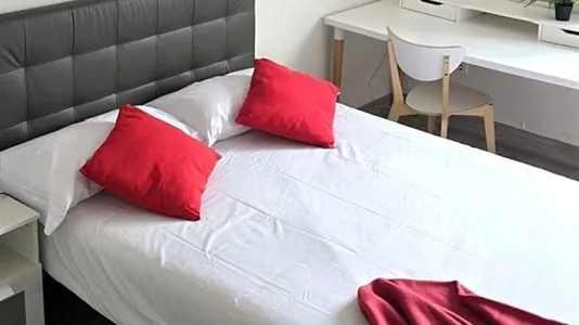 Rooms in Coslada - photo 2
