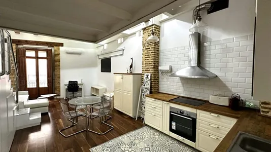 Apartments in Valencia Extramurs - photo 7