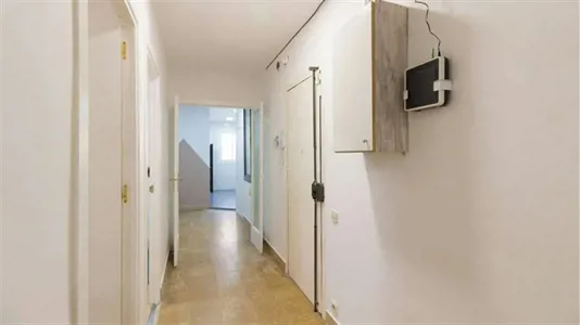 Rooms in Barcelona Ciutat Vella - photo 3