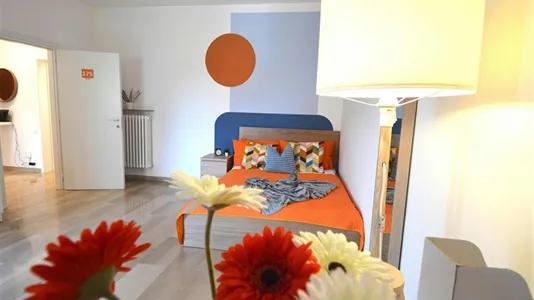 Rooms in Modena - photo 1