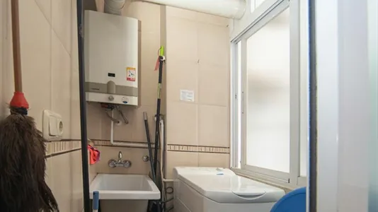 Rooms in Granada - photo 9