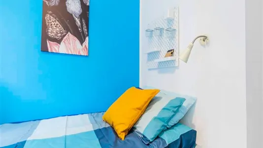 Rooms in Milano Zona 8 - Fiera, Gallaratese, Quarto Oggiaro - photo 3