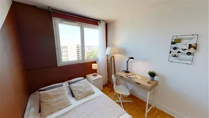 Room for rent in Nanterre, Île-de-France