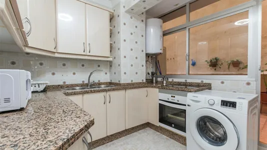 Rooms in Málaga - photo 9