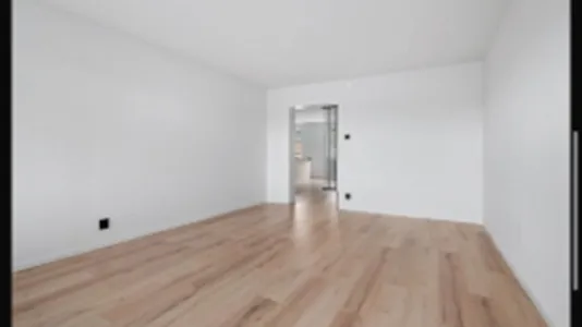 Apartments in Mark - photo 3