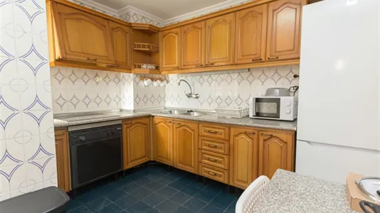 Rooms in Málaga - photo 4