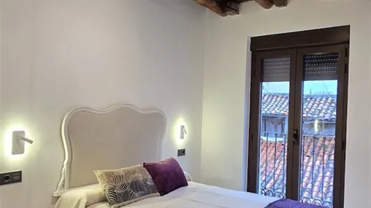 Apartments in León - photo 9