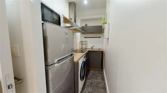 Apartments in Lyon - photo 5