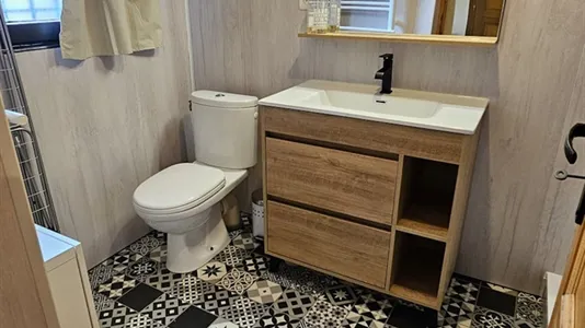 Houses in Lyon - photo 4